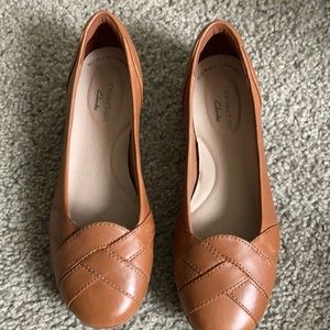 Clarks Flats size 6